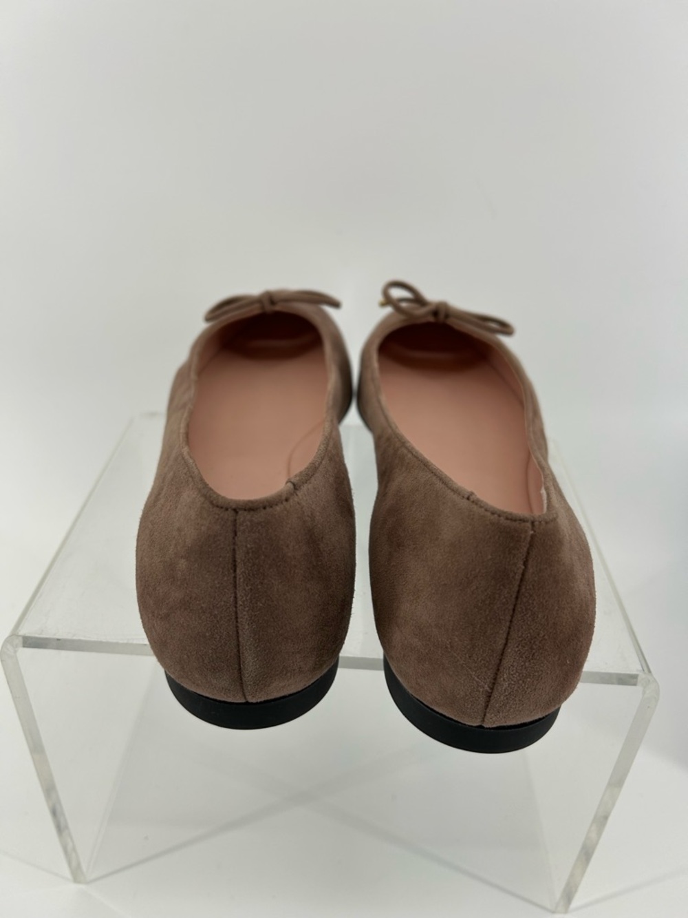 Stuart Weitzman Gabby Taupe Suede flat - 9 Narrow - Picture 5 of 6